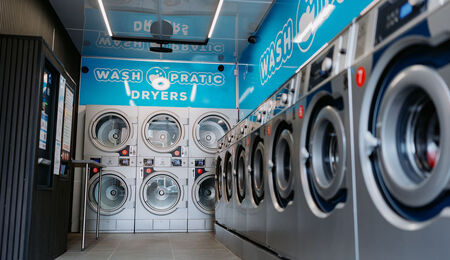 Complete self service wasserette in Amsterdam